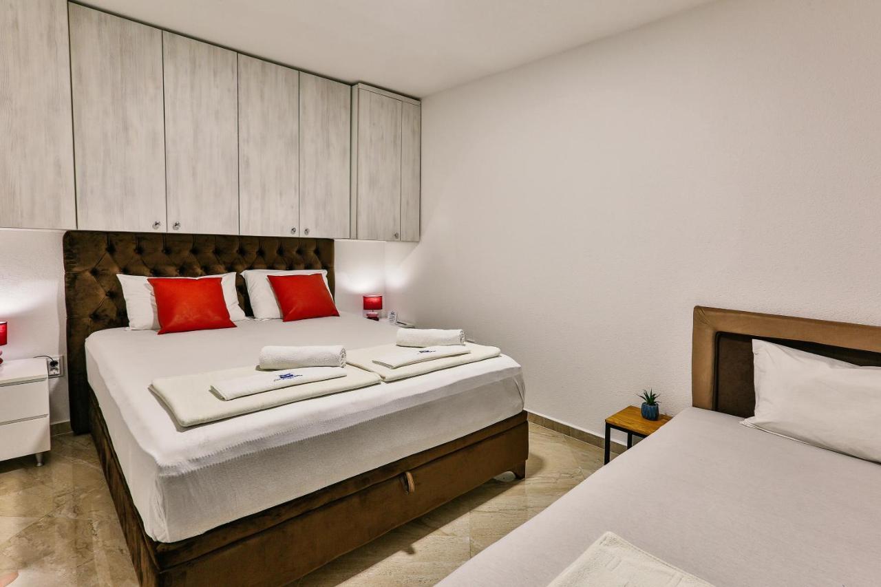 Zara Apartment Budva Bagian luar foto