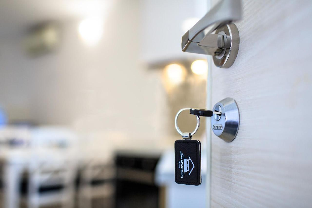 Zara Apartment Budva Bagian luar foto